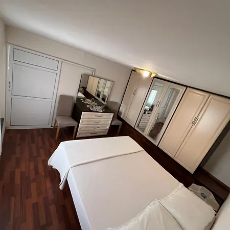 Ajni's House Vlore